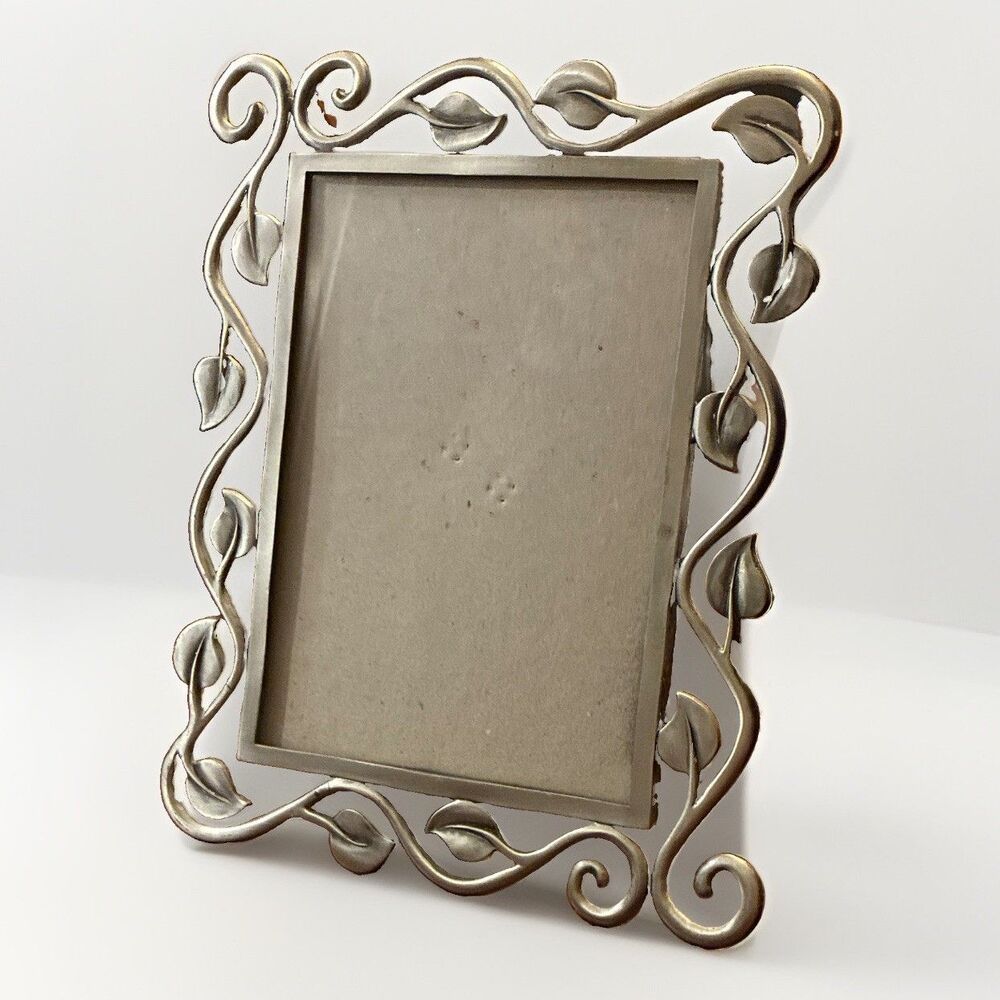 Ornate Silver Tone Metal Floral Scroll 5x7 Tabletop Photo Frame Clear Glass